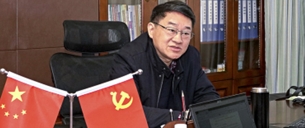 《四川日报》开年访谈——记者对话AG真人集团党委书记、董事长任丁